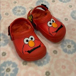Fur lined Sesame Street Elmo Crocs slip on shoes